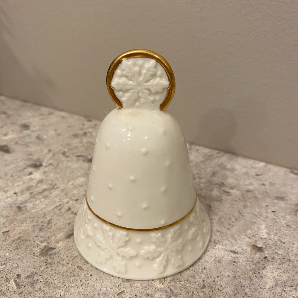 Lenox Snowflake Bell with Gold Trim